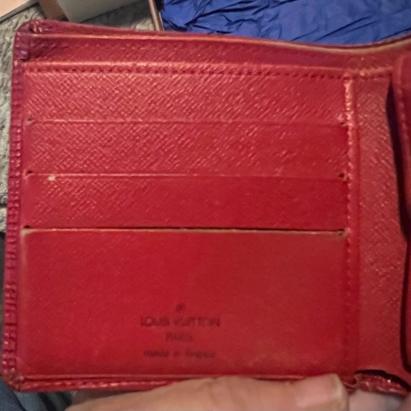 Louis Vuitton Red Epi Bi-fold Wallet - Picture 4 of 15